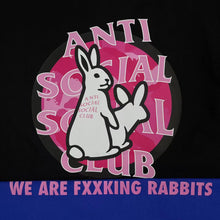 Carregar imagem no visualizador da galeria, Camiseta Anti Social Rabbit