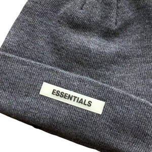 Gorro Essentials Gray
