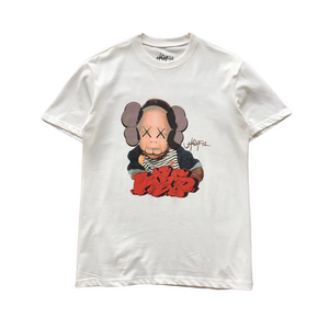 Camiseta Utopia x KAWS