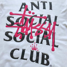 Carregar imagem no visualizador da galeria, Camiseta AntiSocial x Stussy